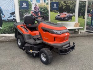 Husqvarna Rasentraktor TC 220T