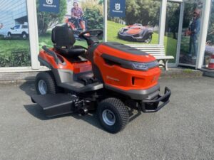 Husqvarna Benzin-Rasentraktor TS 220T